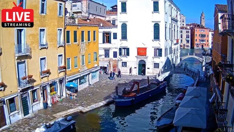 ? Venice Italy Live Webcam – Dorsoduro in Live Streaming from Hotel American Dinesen – Full HD